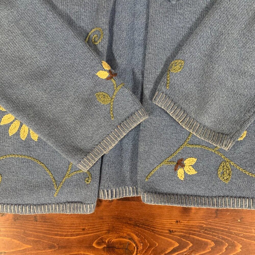 Lord & Taylor Blue Floral Embroidered Women's Large Tie Front Knit Cardigan EUC - Picture 11 of 15